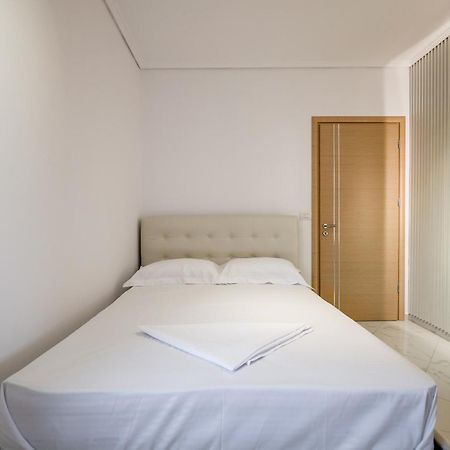 Mato Apartment Sarandë Esterno foto