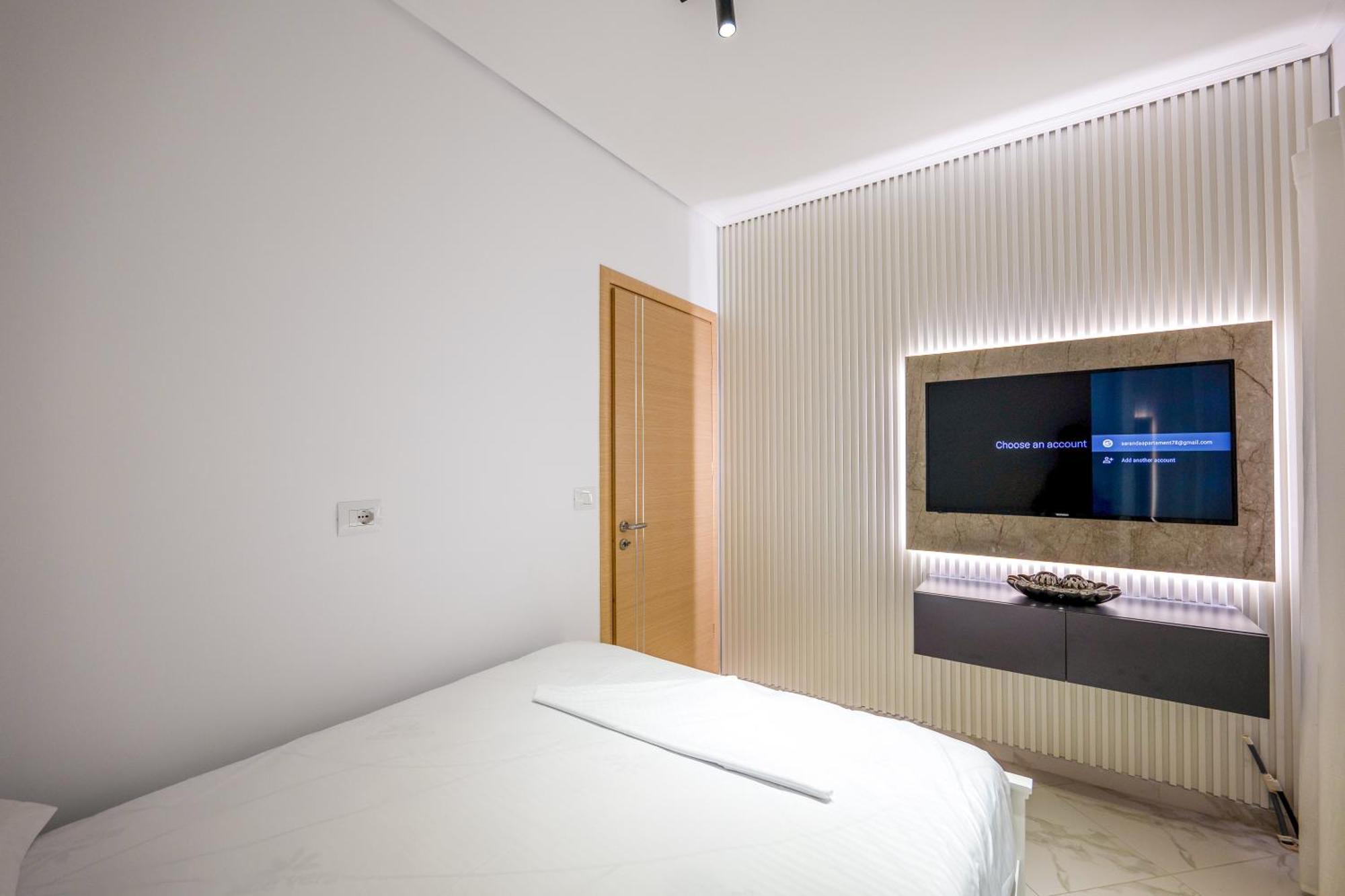 Mato Apartment Sarandë Esterno foto