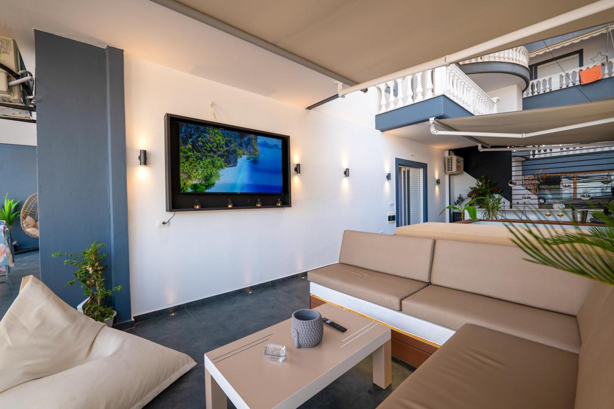 Mato Apartment Sarandë Esterno foto
